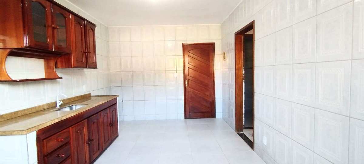  - Casa à venda em Maricá, Ponta Negra (Ponta Negra), com 3 quartos, 200m²